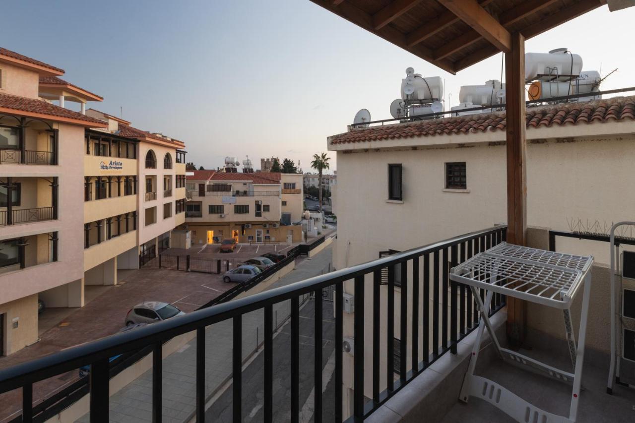 Alexis Apartments - Lovely 2-Bedroom With Swimming Pool Paphos Exterior photo